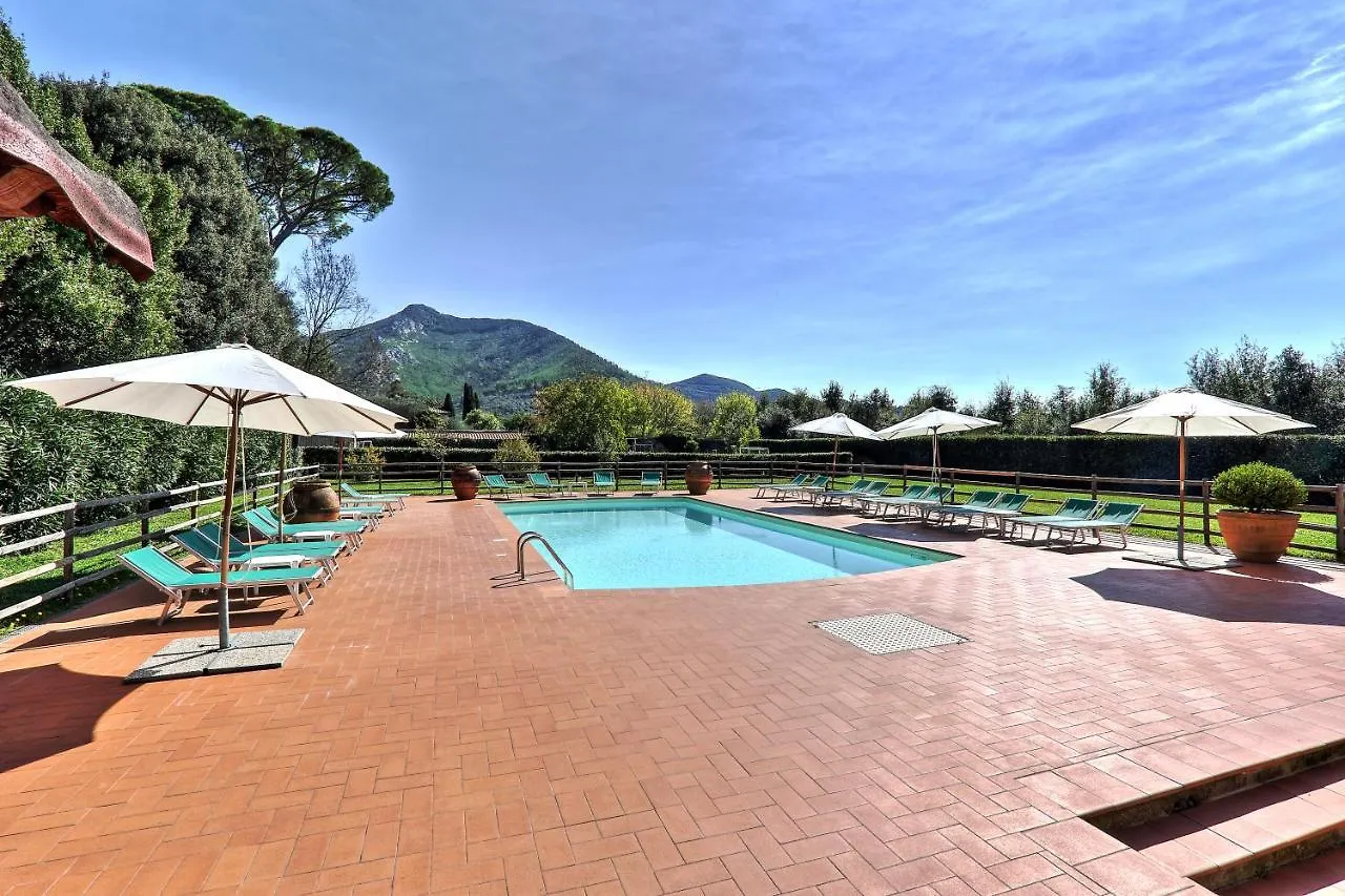 Agriturismo Villa Rosselmini Calci Κατάλυμα σε φάρμα