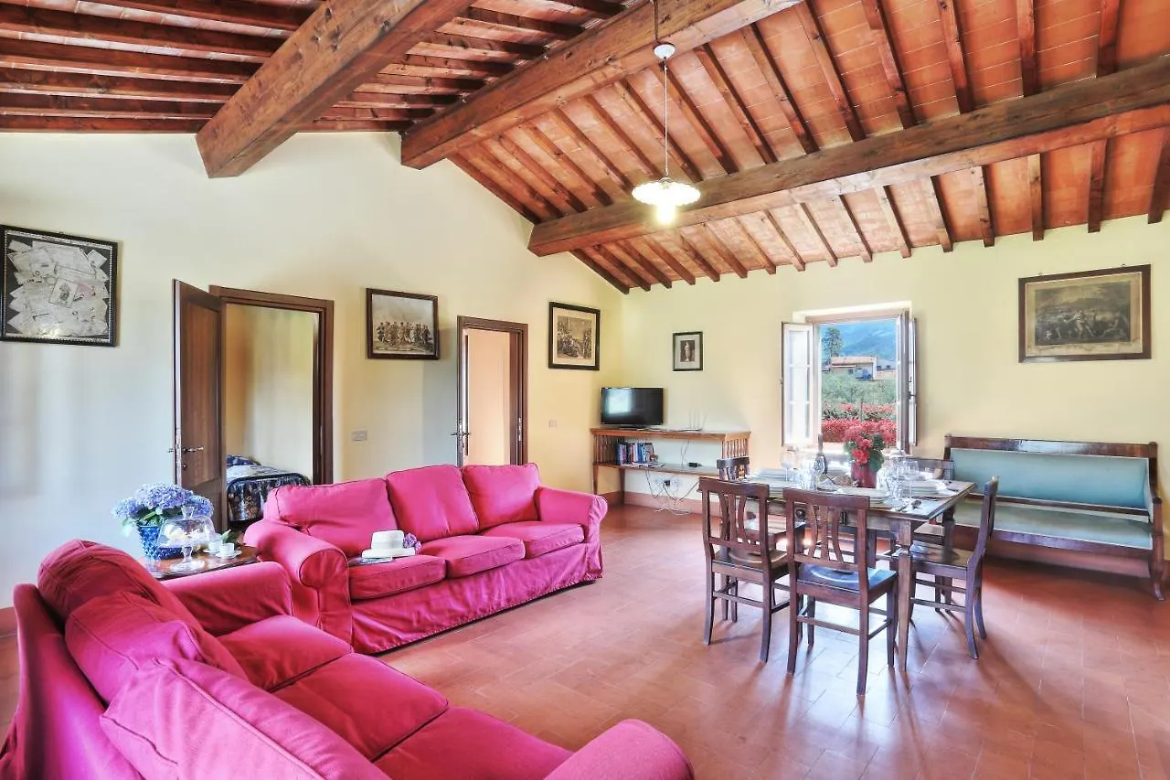 Agriturismo Villa Rosselmini Calci Κατάλυμα σε φάρμα