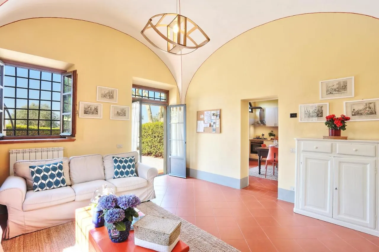 Agriturismo Villa Rosselmini Calci